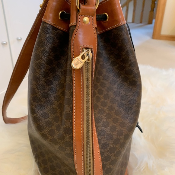 Celine Vintage Bucket Bag - Picture 3 of 8